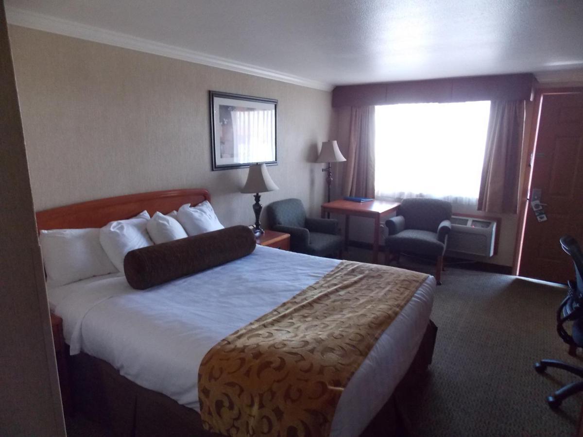 Best Western Holiday Hotel Coos Bay Habitación foto