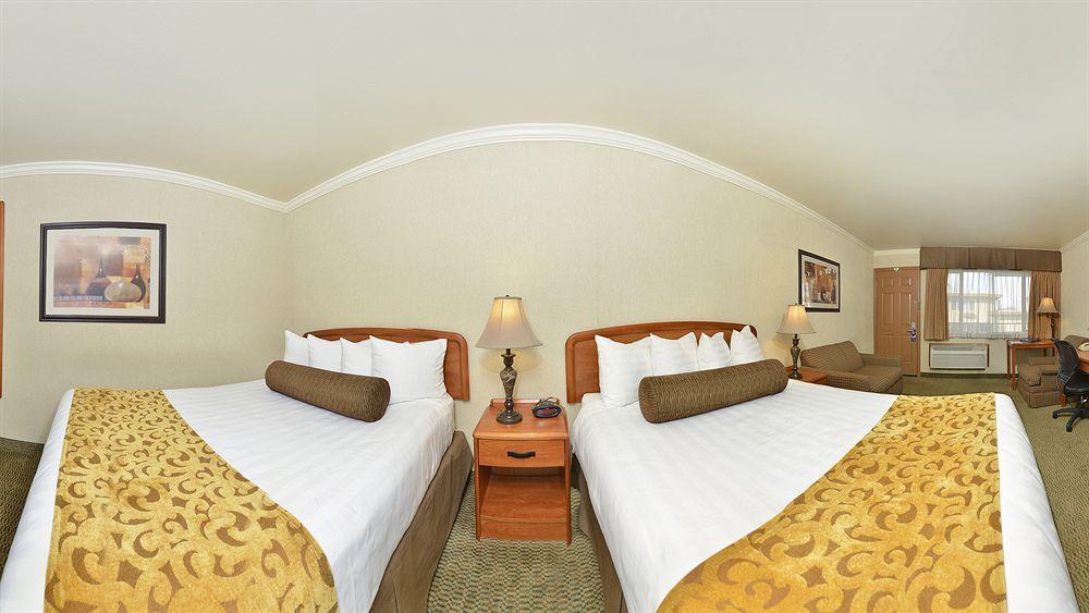Best Western Holiday Hotel Coos Bay Exterior foto